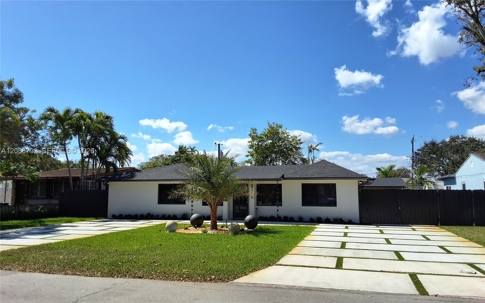 216 Shadow Way Miami Springs, FL 33166 - Photo 3 of 57 Gallery Image 3