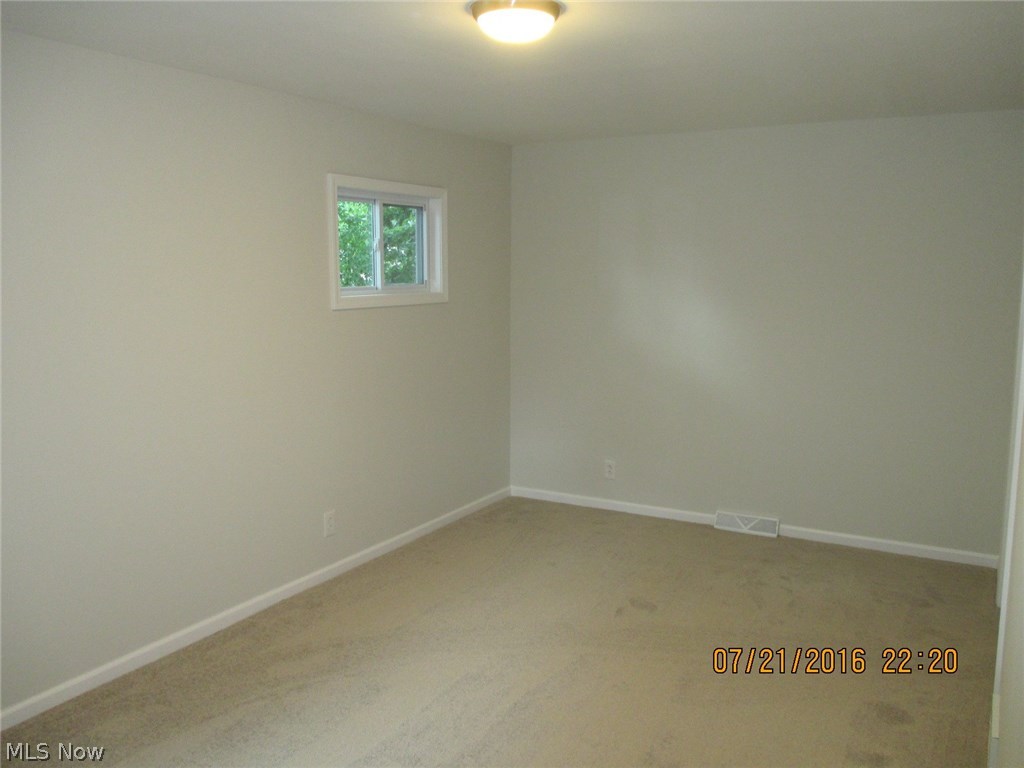 828 Lloyd Road Wickliffe, OH 44092 - Photo 6 of 21 Gallery Image 6