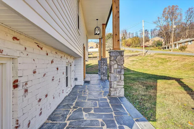 $429,950 | 227 Hunters Trail, Troutville, VA 24175