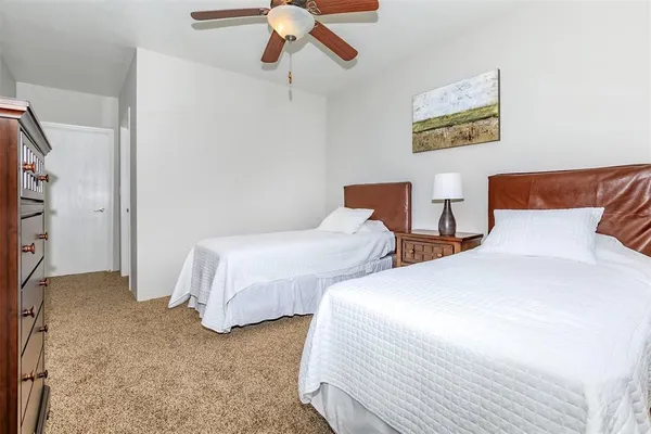 $970 | 7120-7011 Village Way, Unit 923, Houston, TX 77087