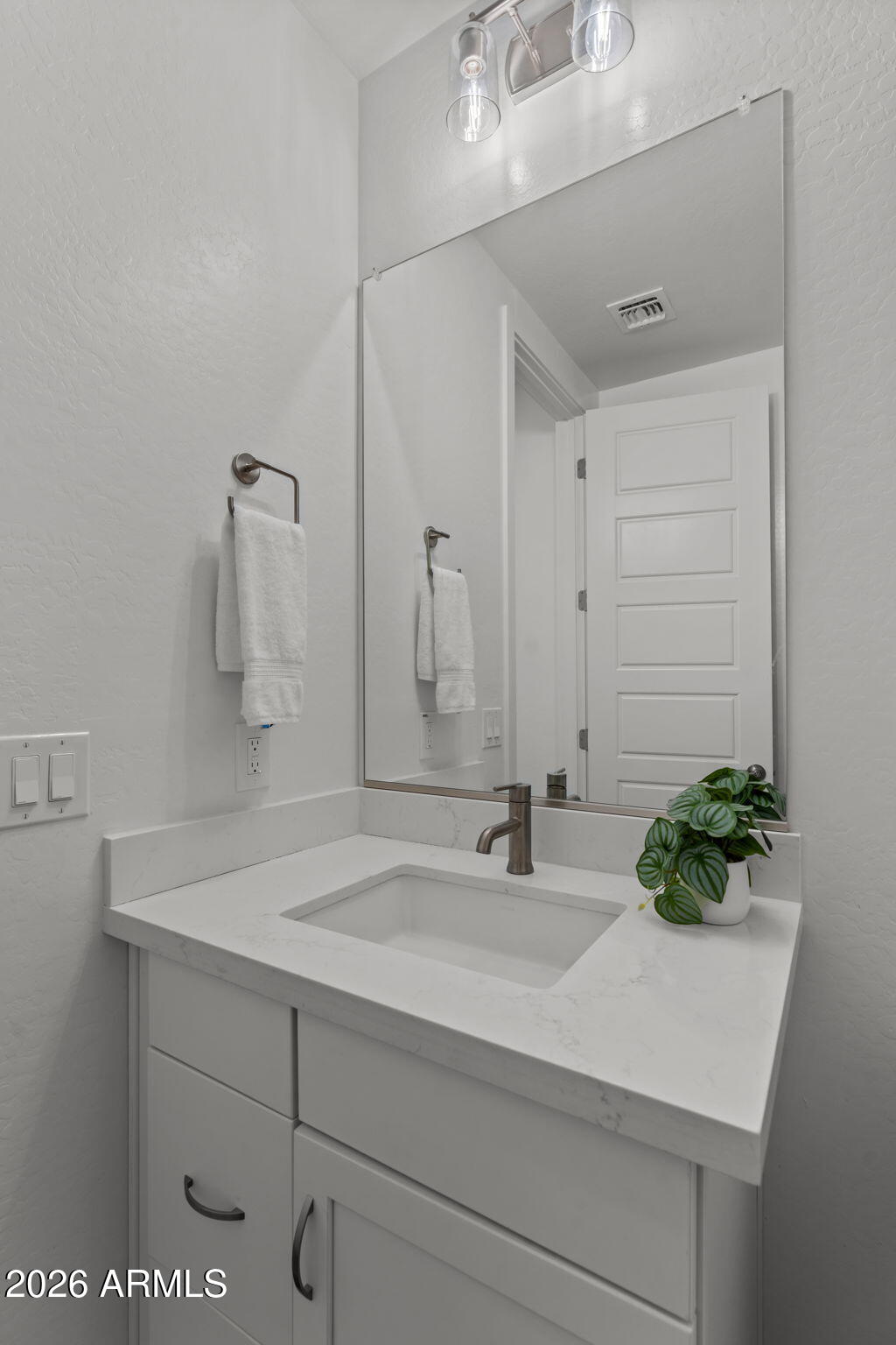 1532 East Rakestraw Lane Gilbert, AZ 85298 - Photo 29 of 53 Gallery Image 29