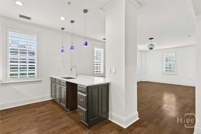 $995,000 | 5 Whitaker Street, Unit 301, Savannah, GA 31401