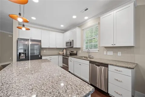 $549,900 | 6125 Sundown Drive, Greensboro, NC 27410