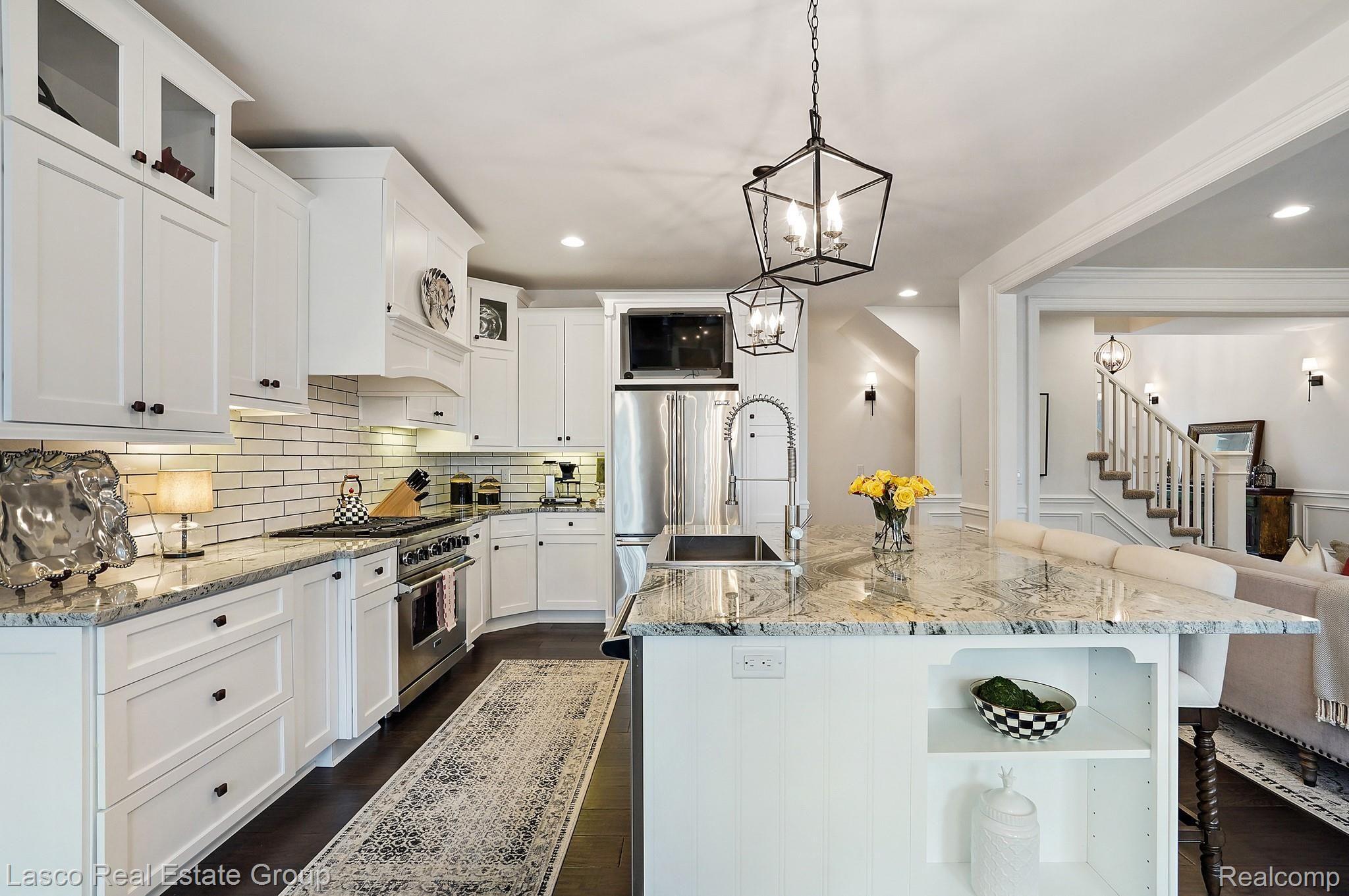 7501 Maple Ridge Drive Clarkston, MI 48346 - Photo 10 of 47 DSC07428.jpg