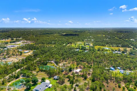 $185,000 | 13448 85th Street, Fellsmere, FL 32948