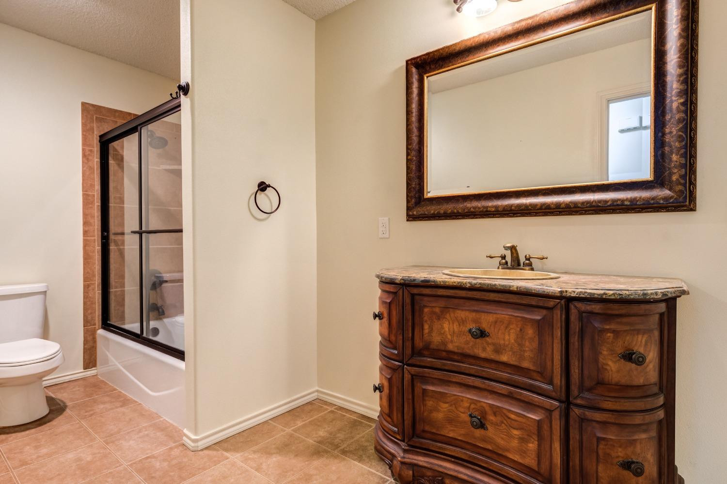 3913 100th Street Lubbock, TX 79423 - Photo 16 of 31 Photo 16