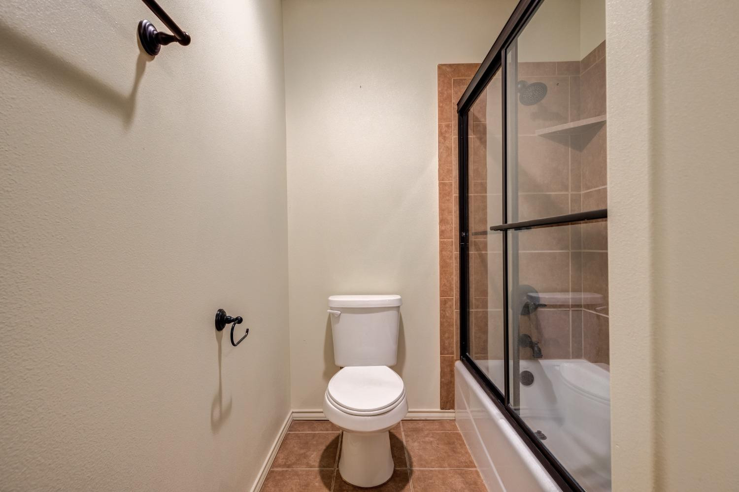 3913 100th Street Lubbock, TX 79423 - Photo 17 of 31 Photo 17