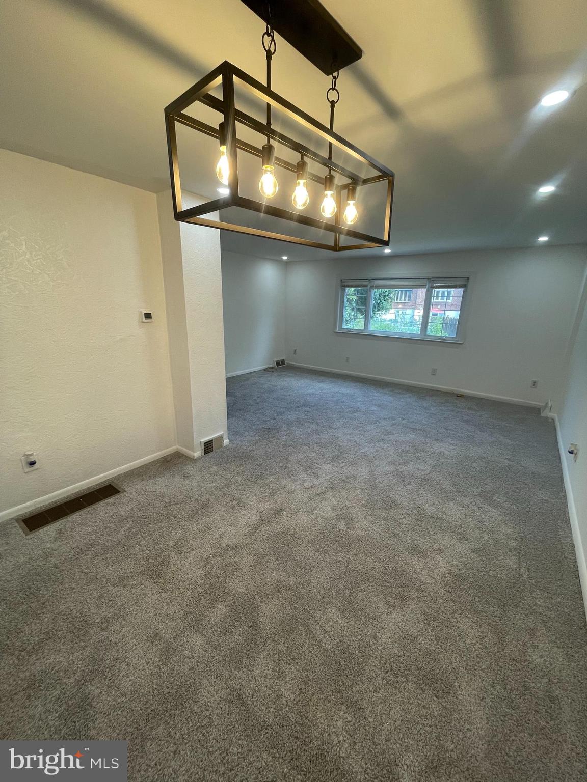 3349 Fairdale Road Philadelphia, PA 19154 - Photo 4 of 20 a view of a garage