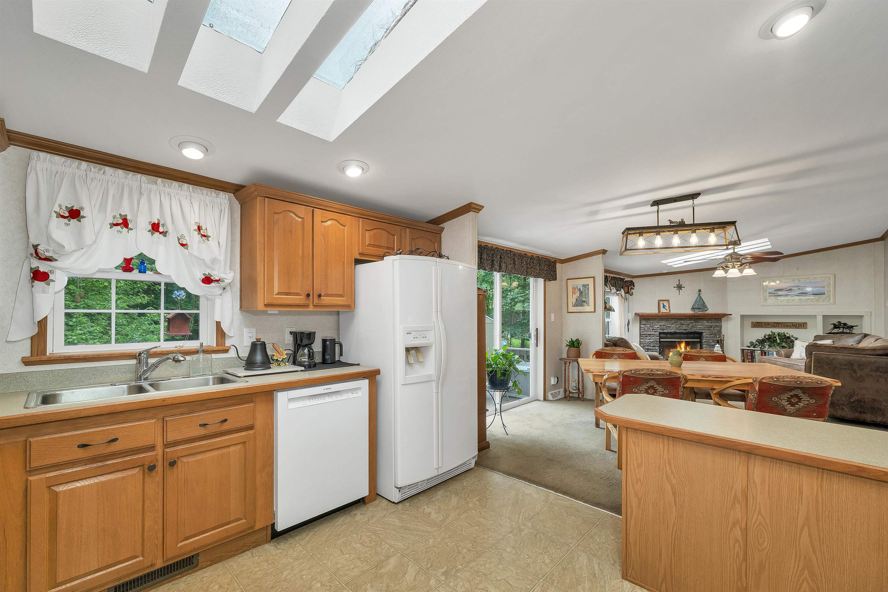 149 Dorchester Road Rumney, NH 03266 - Photo 10 of 35 Gallery Image 10