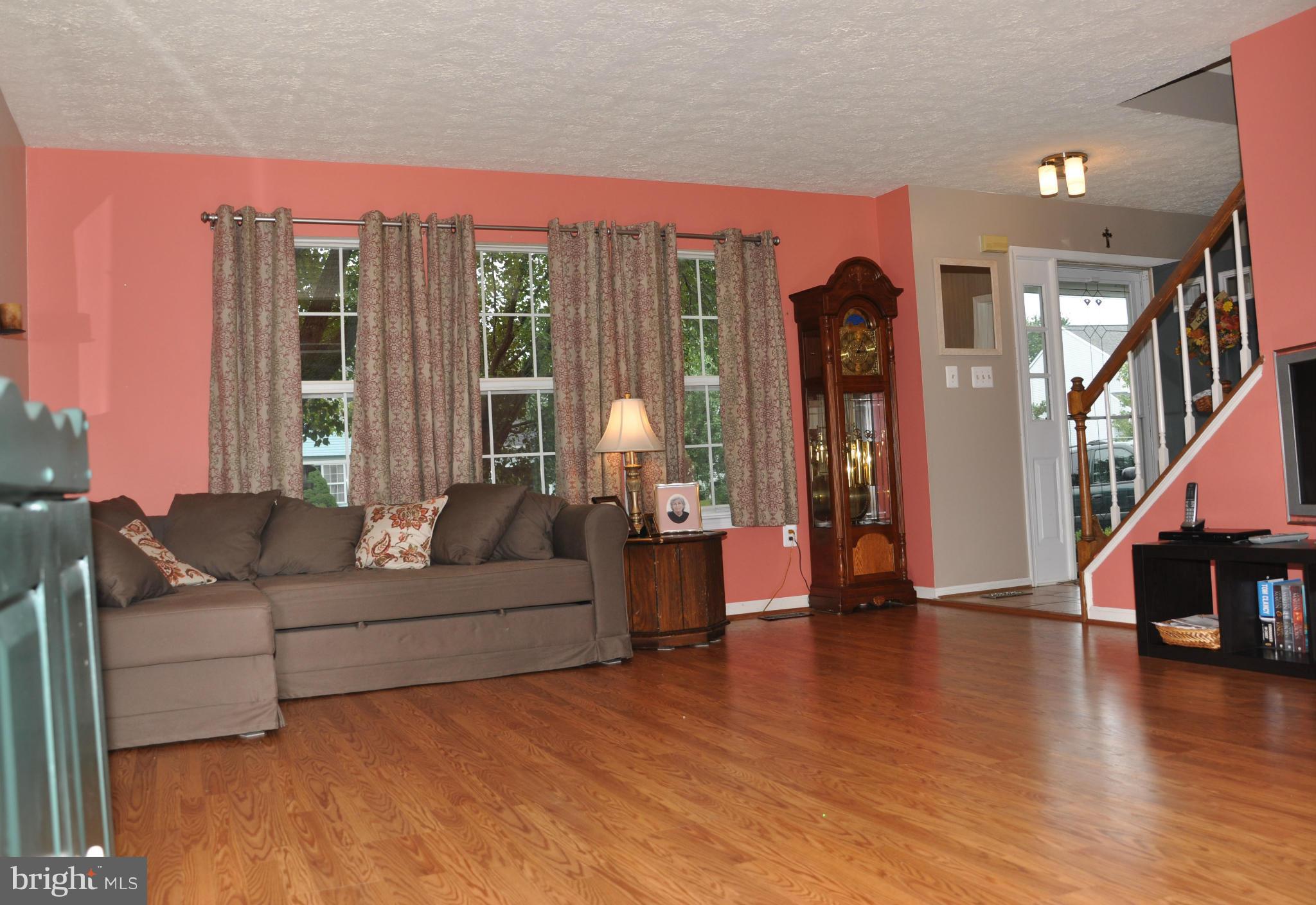 111 Alpine Meadow Road Winchester, VA 22602 - Photo 16 of 19 Living Room
