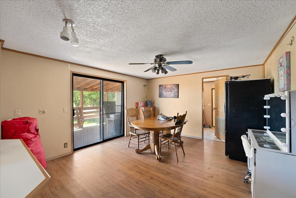 708 Center Road Susanville, CA 96130 - Photo 34 of 69 Gallery Image 34