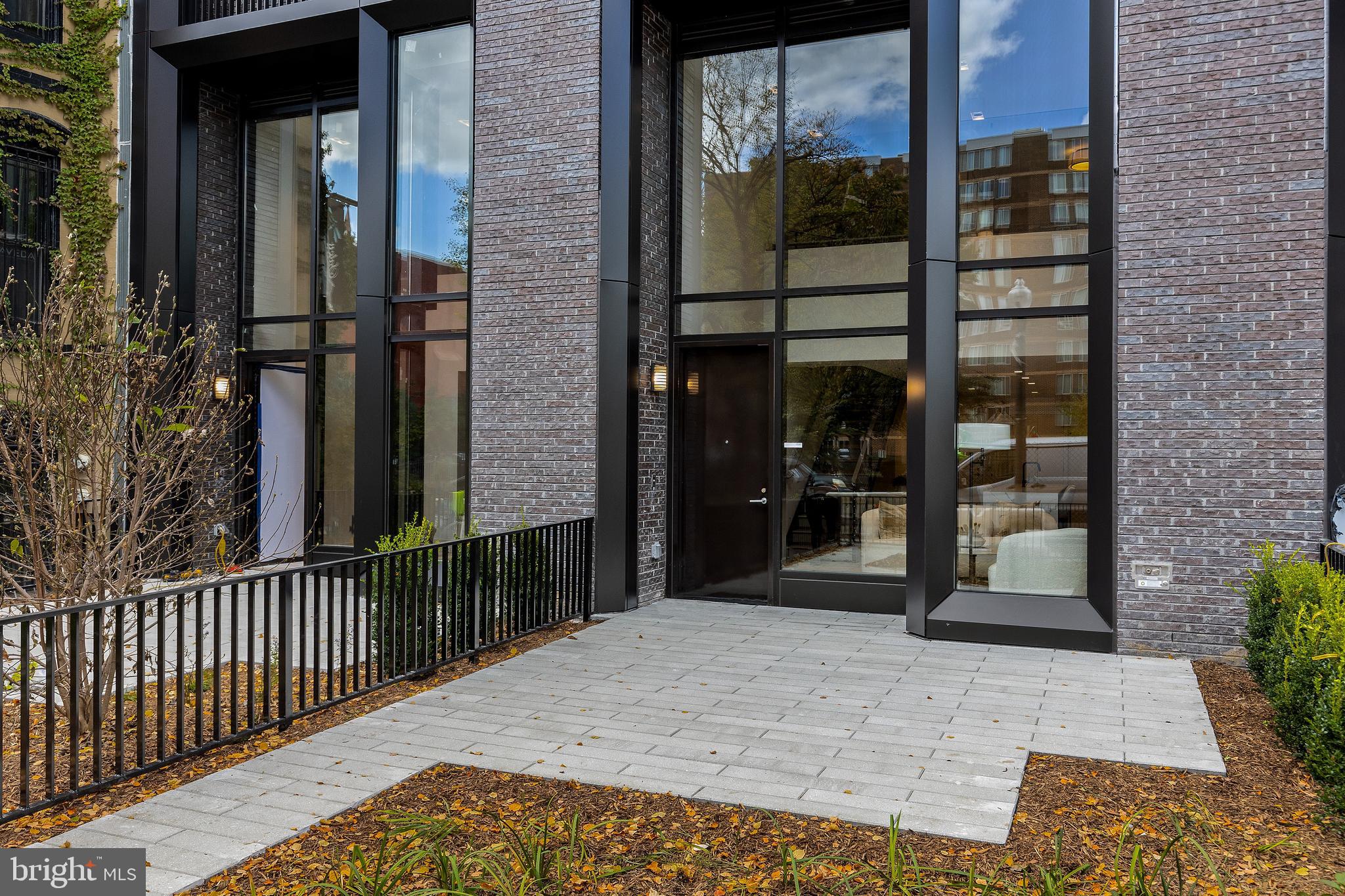 1328 8th Street Northwest Washington, DC 20001 - Photo 3 of 55 Private landscaped patio