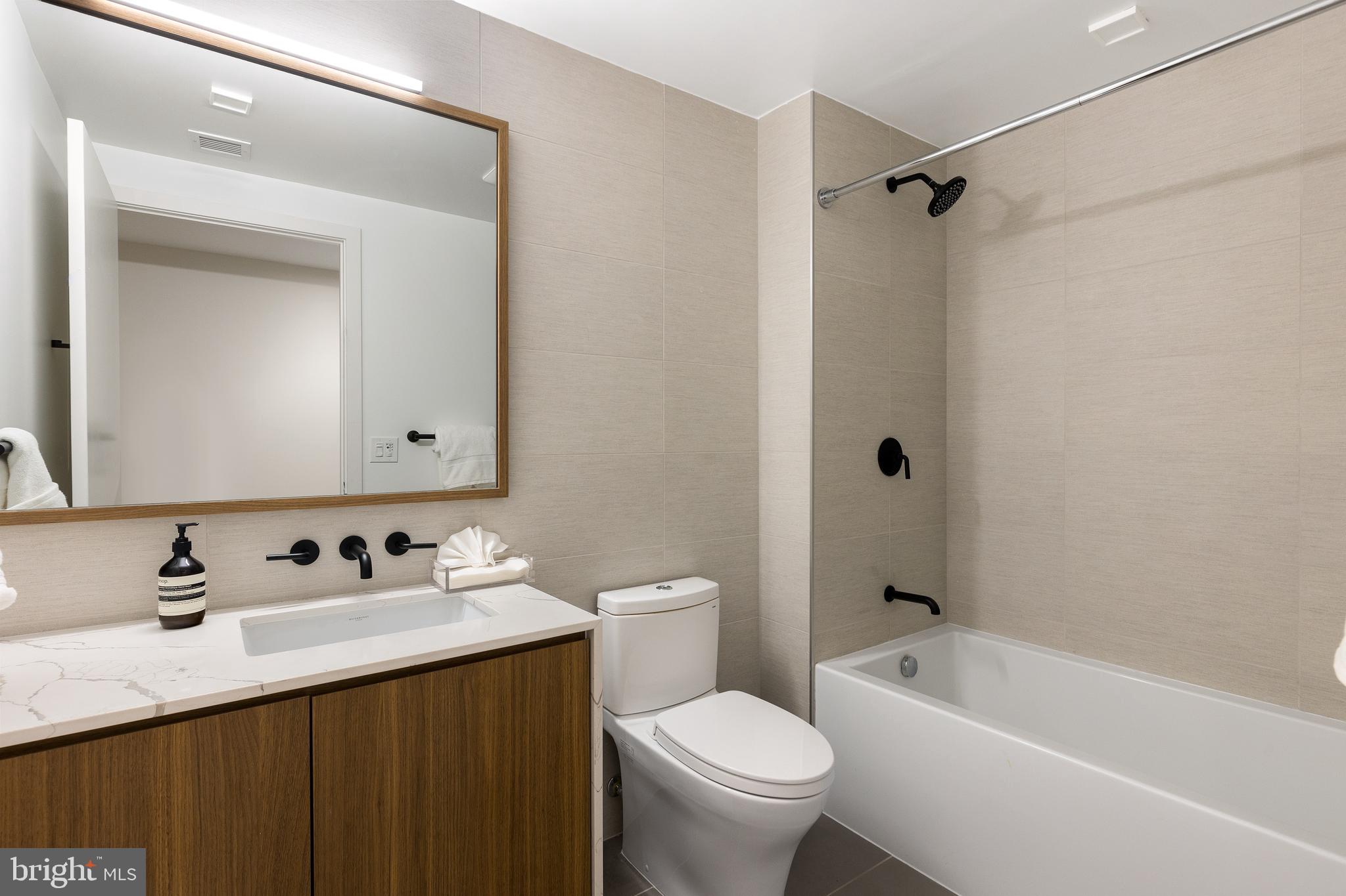 1328 8th Street Northwest Washington, DC 20001 - Photo 33 of 55 Guest Bath on Level 2