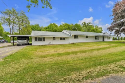 7038 Whitmore Lake Road Whitmore Lake, MI 48189 - Photo 3 of 48 IMG_0371