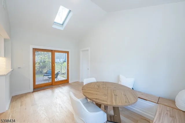 a view of a livingroom with furniture