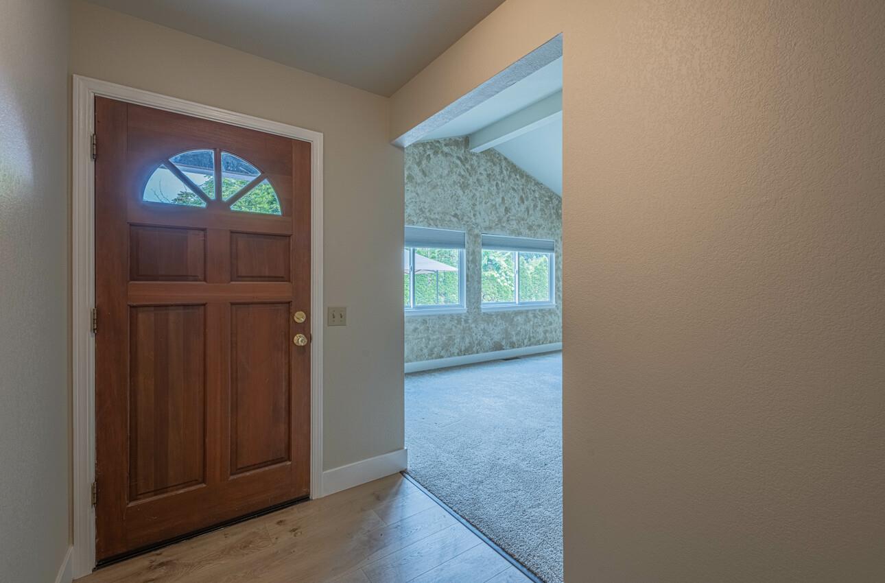 18020 Moro Road Salinas, CA 93907 - Photo 6 of 35 Gallery Image 6