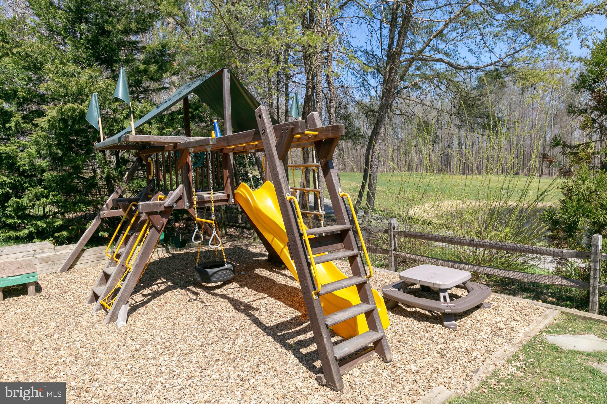 4 Watkins Row Edgewater, MD 21037 - Photo 11 of 19 Play Yard Pad ( Play Set Excluded)
