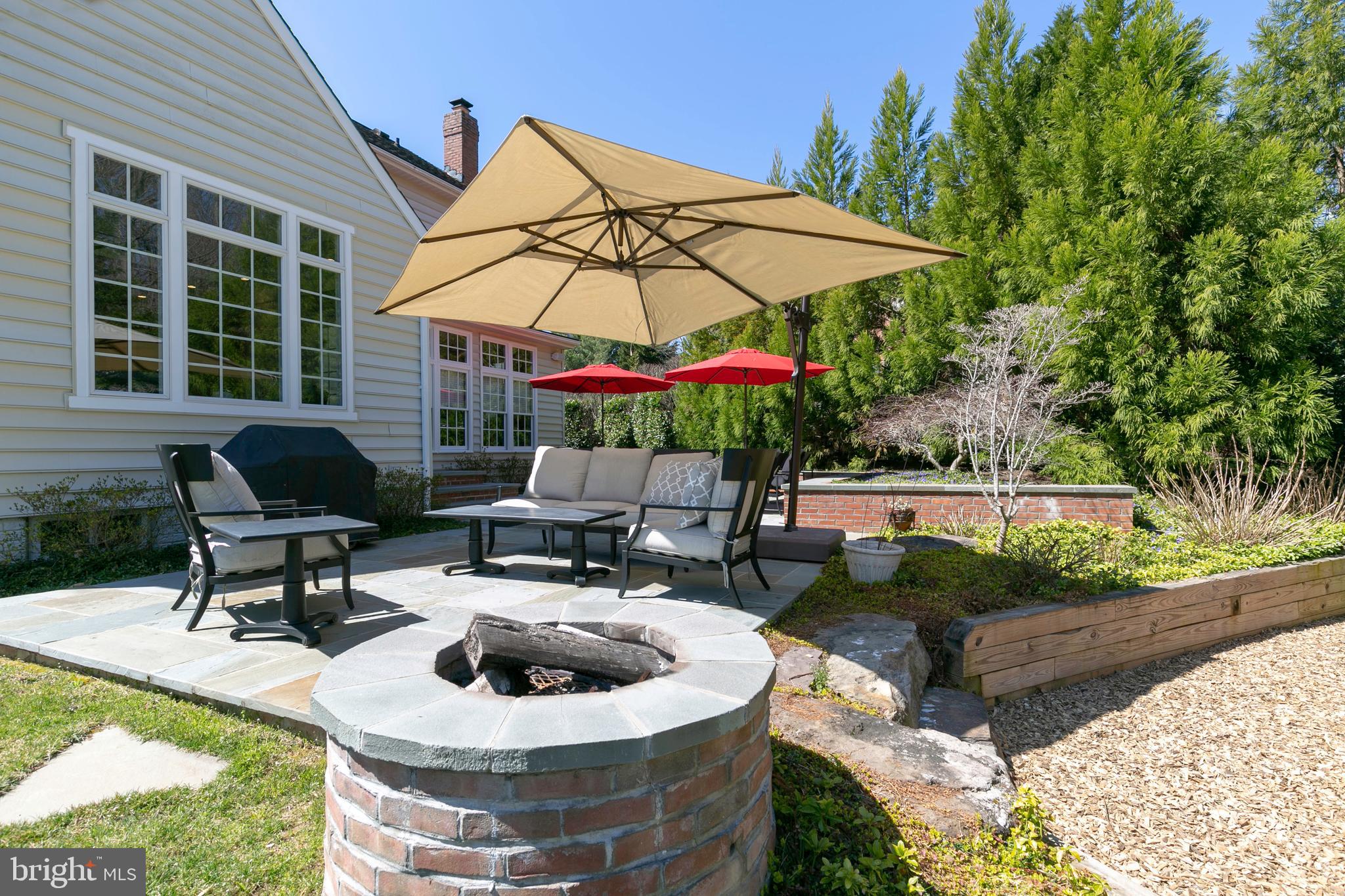 4 Watkins Row Edgewater, MD 21037 - Photo 3 of 19 Back Patio With Fire Pit