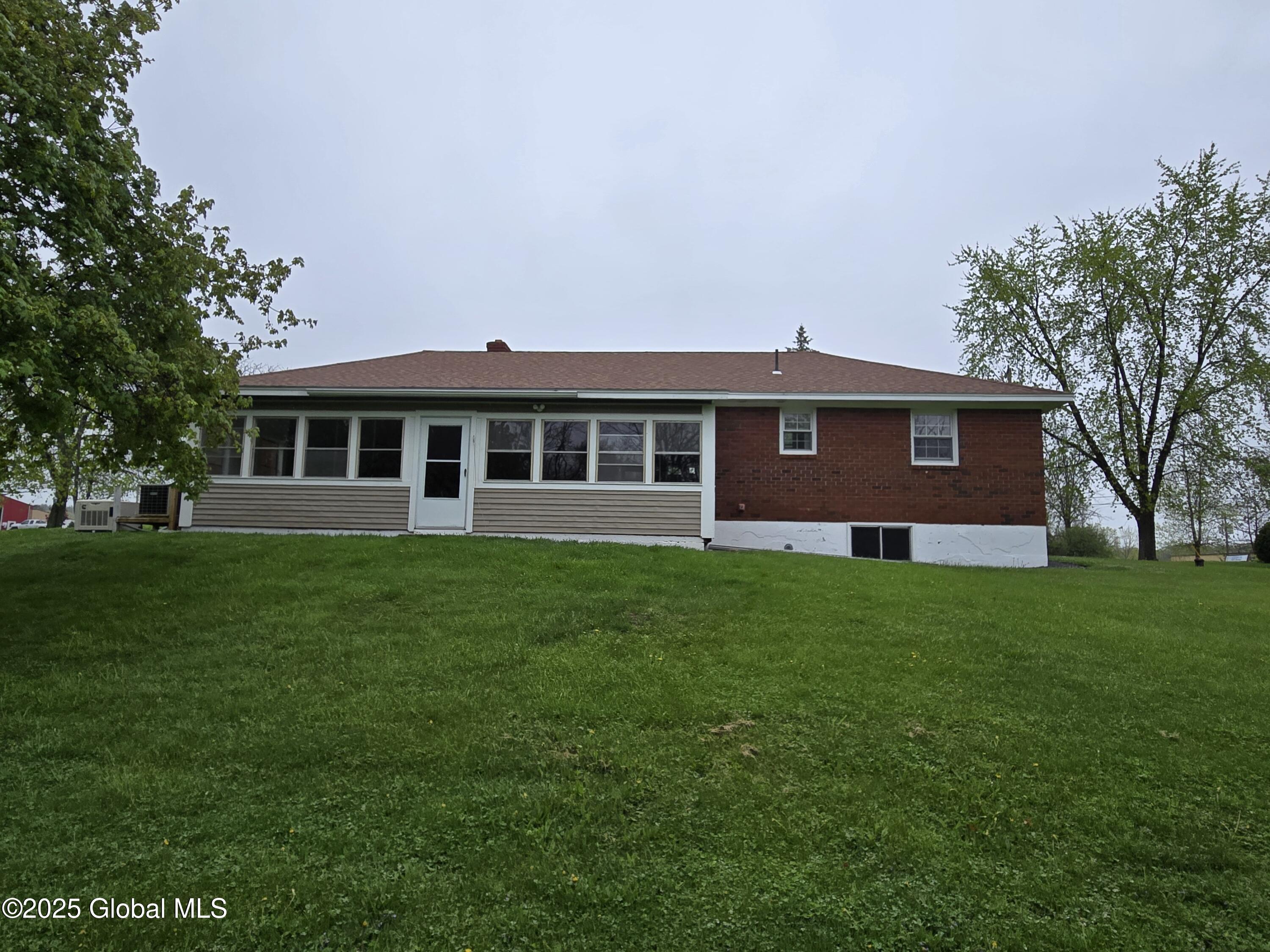 5671 Depot Road Voorheesville, NY 12186 - Photo 4 of 60 20250505_092408