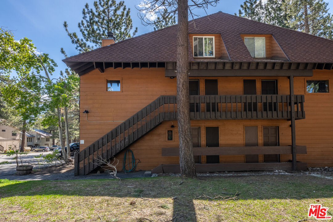 2499 Sierra Nevada Road, Unit R2 Mammoth Lakes, CA 93546 - Photo 20 of 23