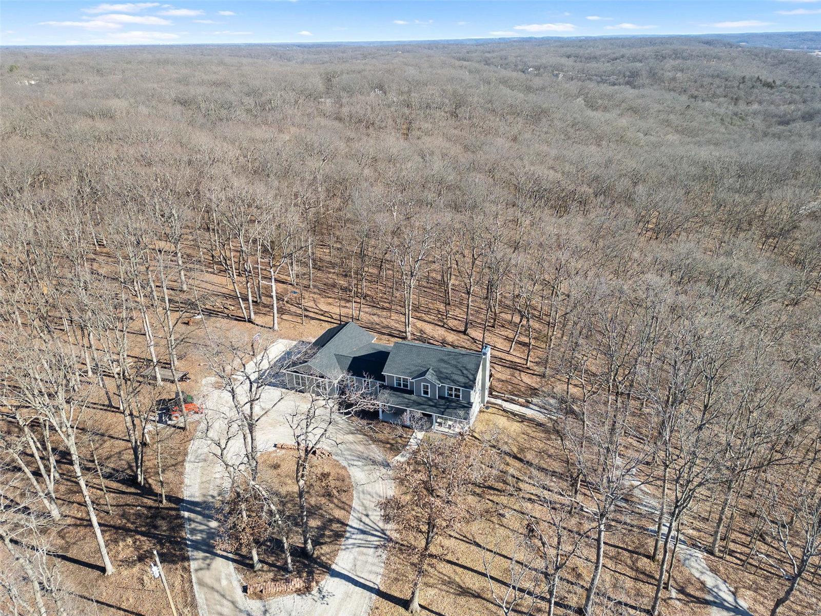 200 Rugged Acres Lane Defiance, MO 63341 - Photo 2 of 64 Gallery Image 2