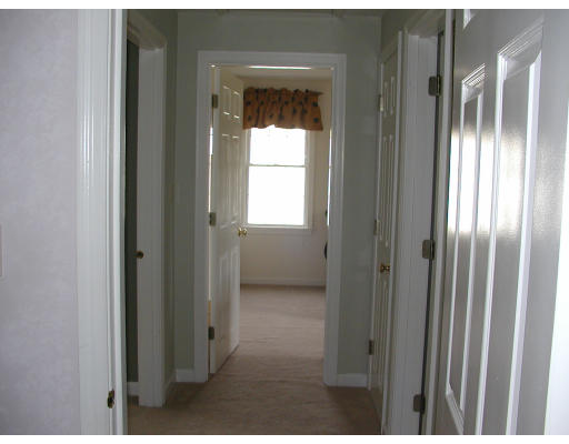 7 Tyler Lane Ashland, MA 01721 - Photo 14 of 28 Gallery Image 14