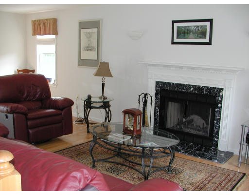 7 Tyler Lane Ashland, MA 01721 - Photo 2 of 28 Gallery Image 2