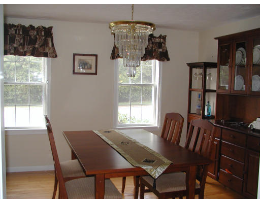7 Tyler Lane Ashland, MA 01721 - Photo 8 of 28 Gallery Image 8