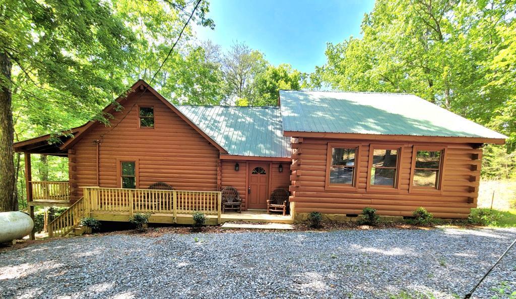 460 Laurel Crossing Blue Ridge, GA 30513 - Photo 2 of 17 Gallery Image 2
