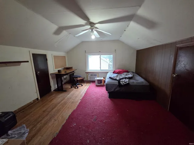 $182,000 | 401 North 1st Street, Owensville, IN 47665