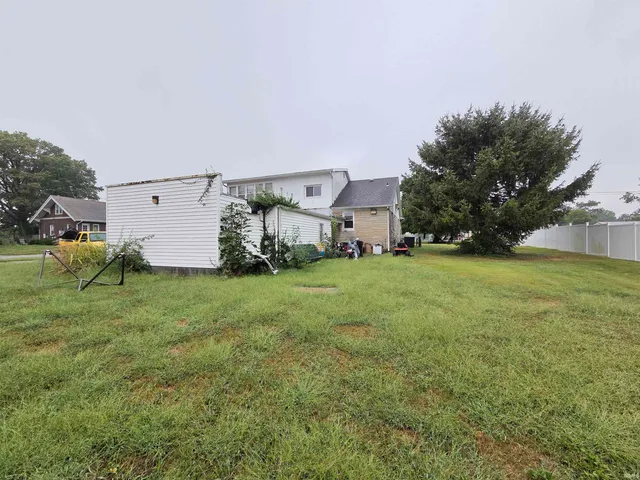 $182,000 | 401 North 1st Street, Owensville, IN 47665