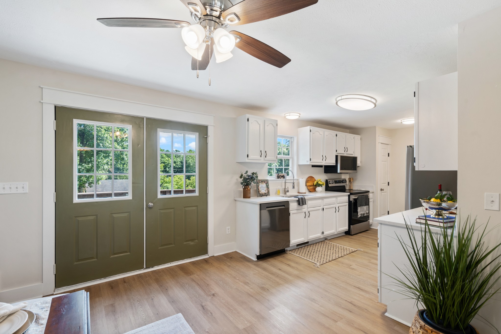 1099 Old County House Road Charlotte, TN 37036 - Photo 21 of 47