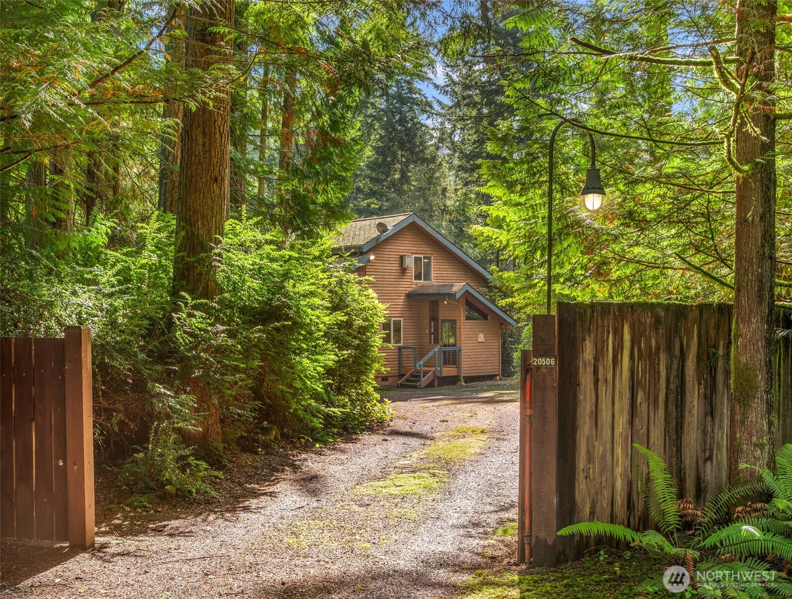 20506 Old Mill Road Southwest Vashon, WA 98070 - Photo 8 of 40 Gallery Image 8