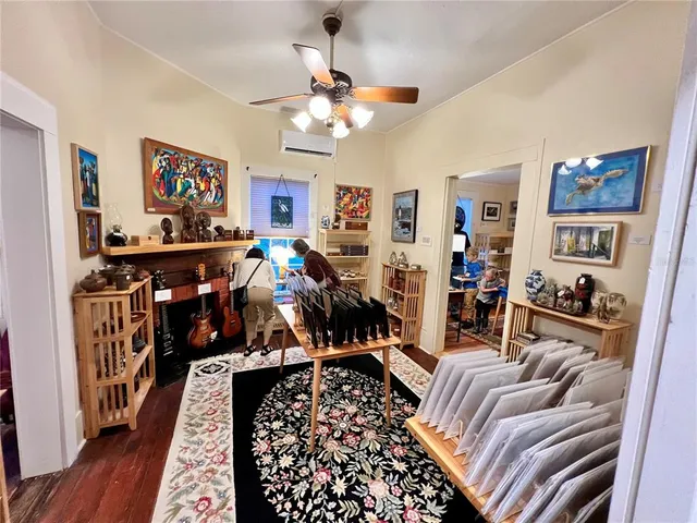 a view of a livingroom with furniture