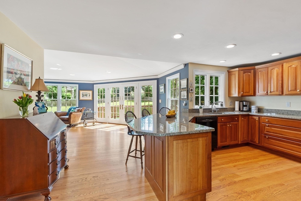 13 Carmel Road Andover, MA 01810 - Photo 5 of 37