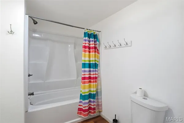 $1,875 | 921 Vine Street, Collinsville, IL 62234