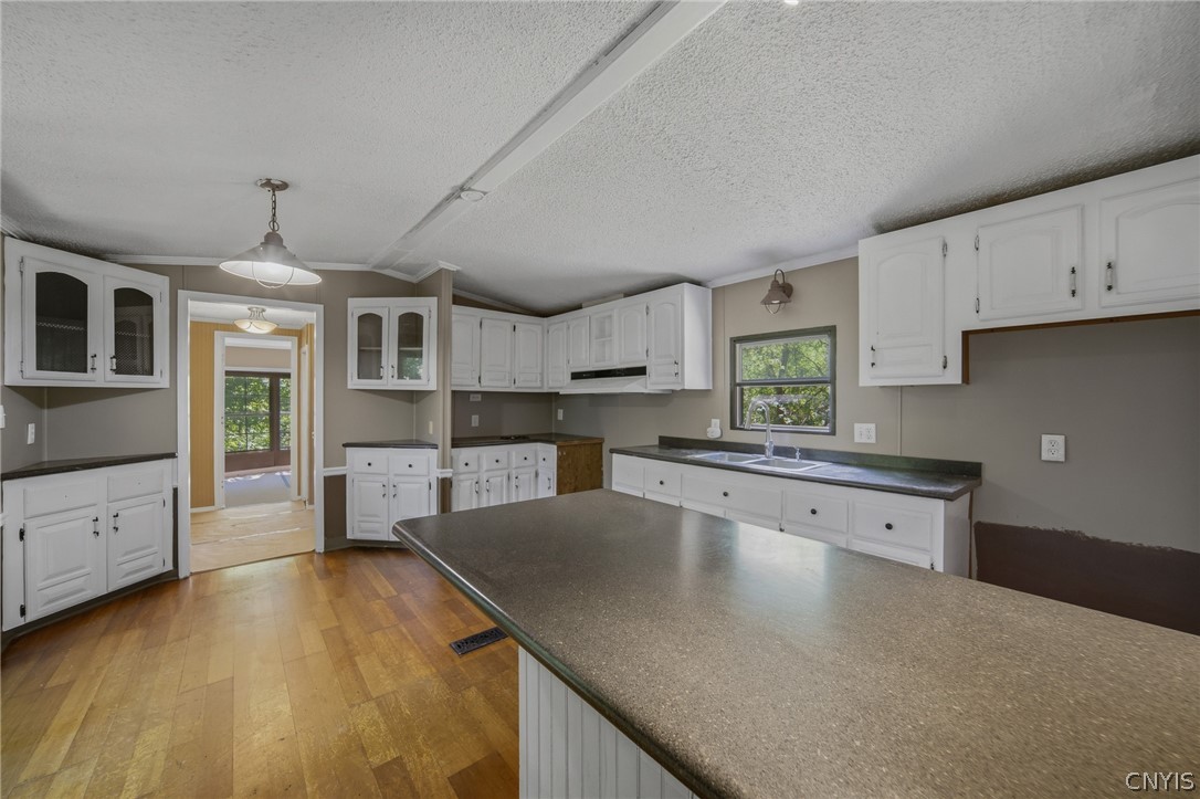 46 Canal Road Schroeppel, NY 13135 - Photo 2 of 24