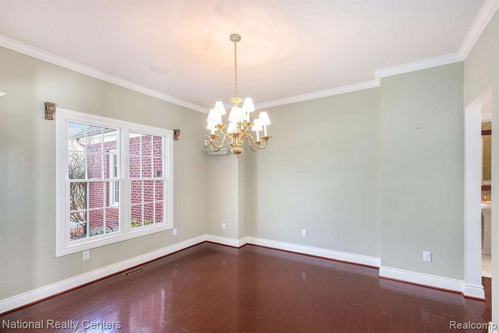 6370 Orion Road Rochester Hills, MI 48306 - Photo 6 of 53