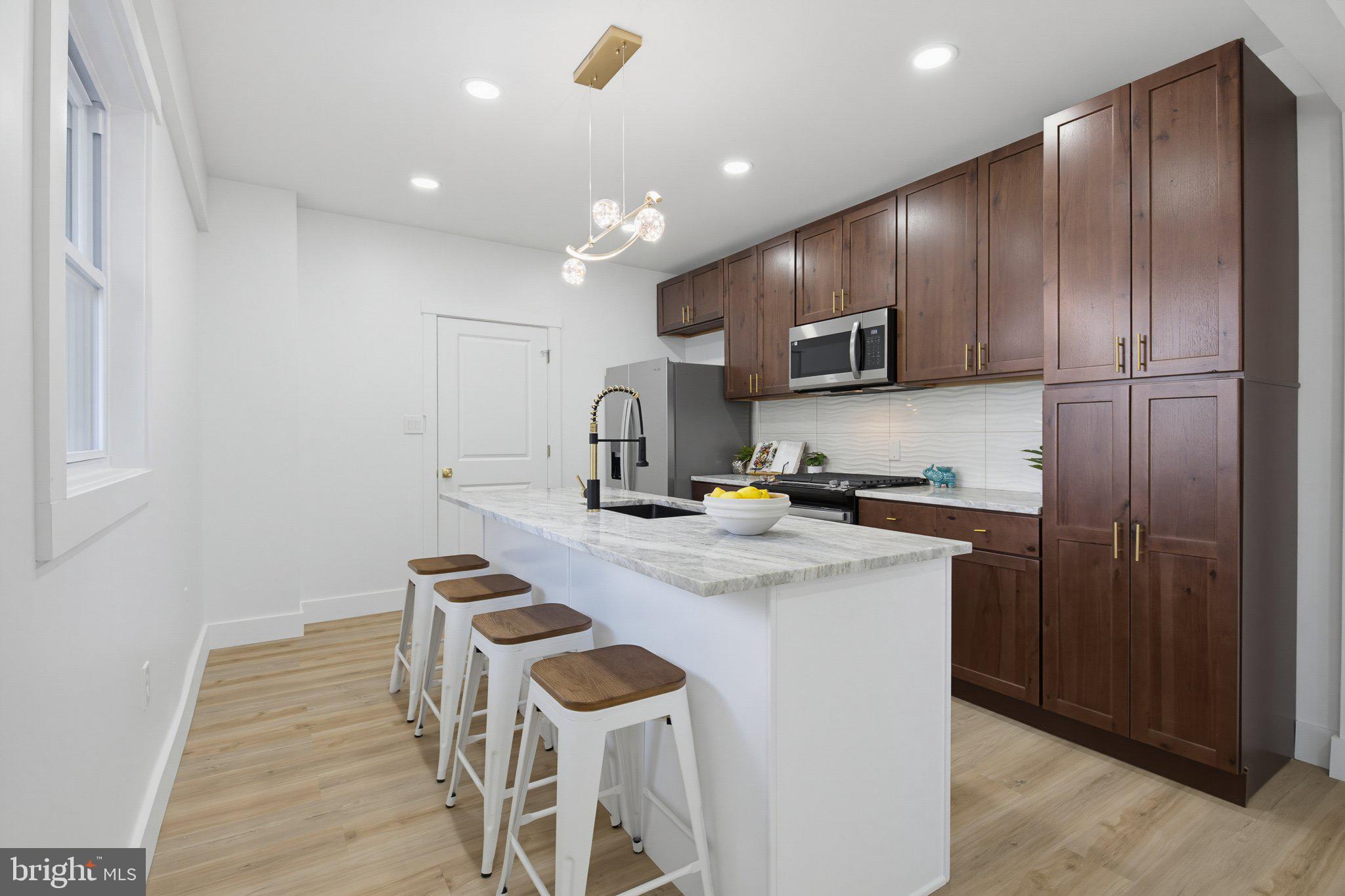 432 East Derry Road Hershey, PA 17033 - Photo 7 of 74