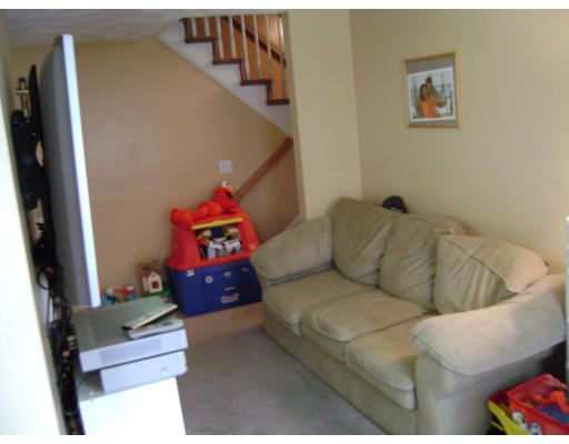 31 Bellflower Road Billerica, MA 01821 - Photo 8 of 18