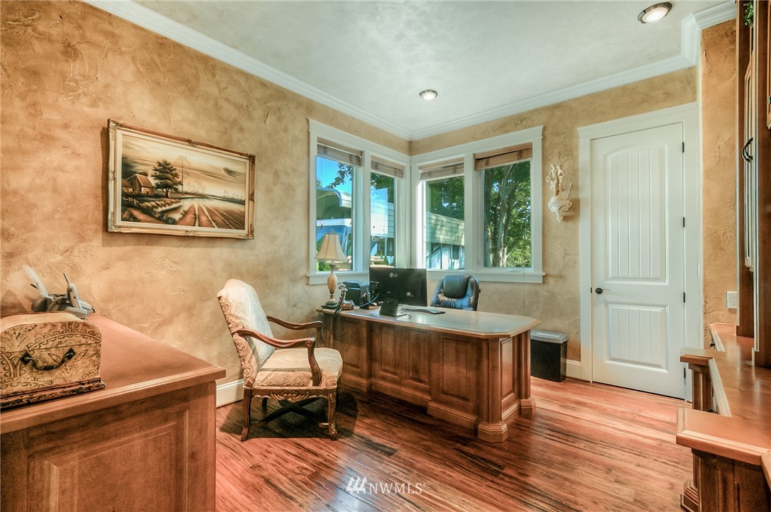 17825 Southeast 137th Street Renton, WA 98059 - Photo 8 of 25 Gallery Image 8