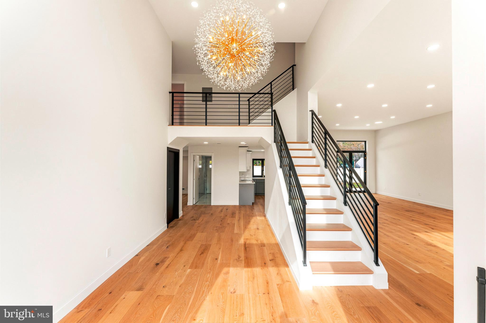 3750 Wheatsheaf Road Huntingdon Valley, PA 19006 - Photo 7 of 45 a view of entryway