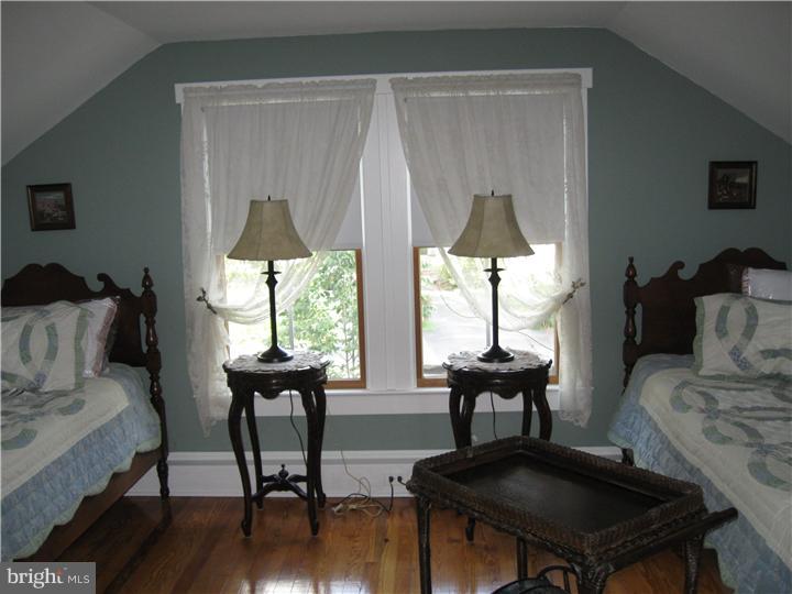 115 West Upper Ferry Road Ewing, NJ 08628 - Photo 11 of 16 Bedroom 3