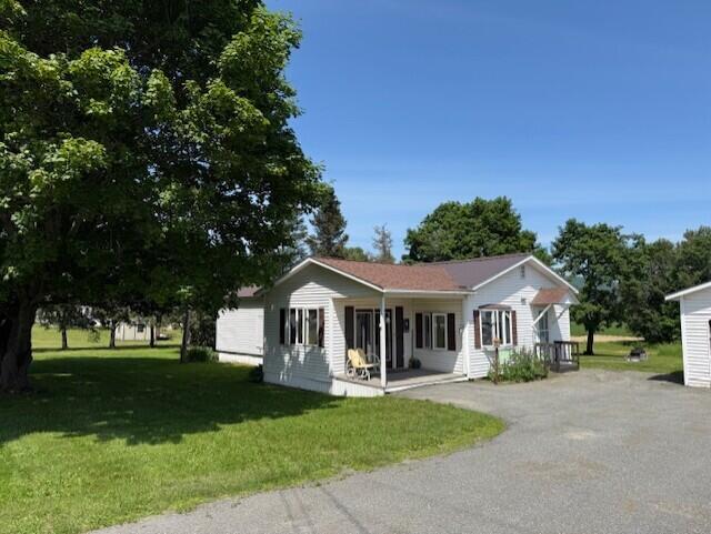 170 Military Road Blaine, ME 04734 - Photo 5 of 75 thumbnail_IMG_0447