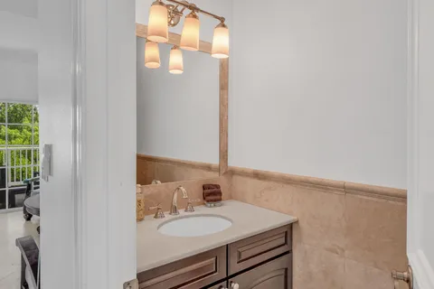 $4,195,000 | 1330 Coury Drive, Key Colony Beach, FL 33051