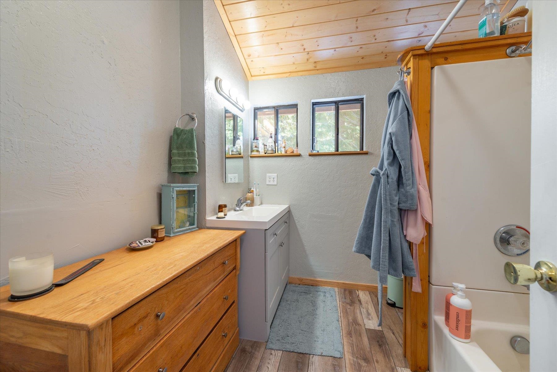 12080 Pine Forest Road Truckee, CA 96161 - Photo 18 of 20 a storage room with a washer and dryer