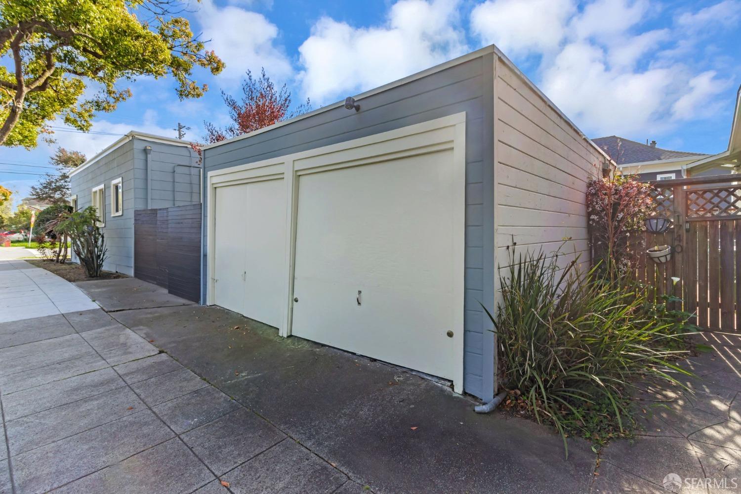 949 Delaware Street, Unit A Berkeley, CA 94710 - Photo 4 of 20 Gallery Image 4