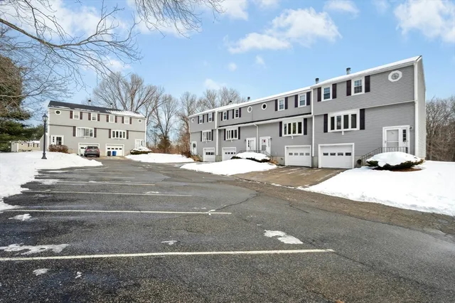 $395,000 | 12 Village Green, Unit 12, Millbury, MA 01527