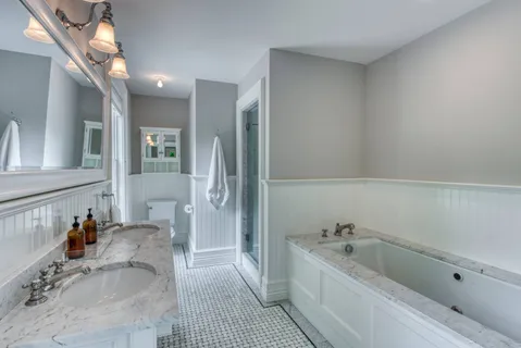 $6,250,000 | 7 Somers Place, Sag Harbor, NY 11963