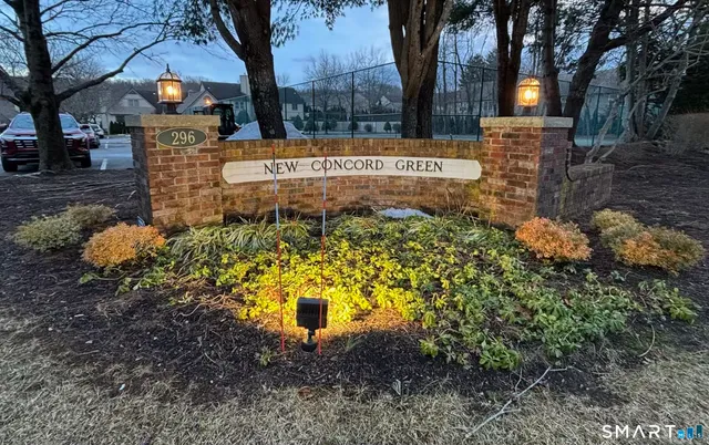 $365,000 | 26 Darling Crossing, Norwich, CT 06360